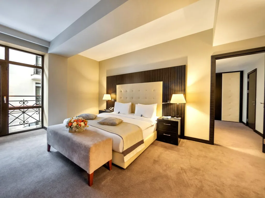 Crowne Plaza Borjomi — Guest room