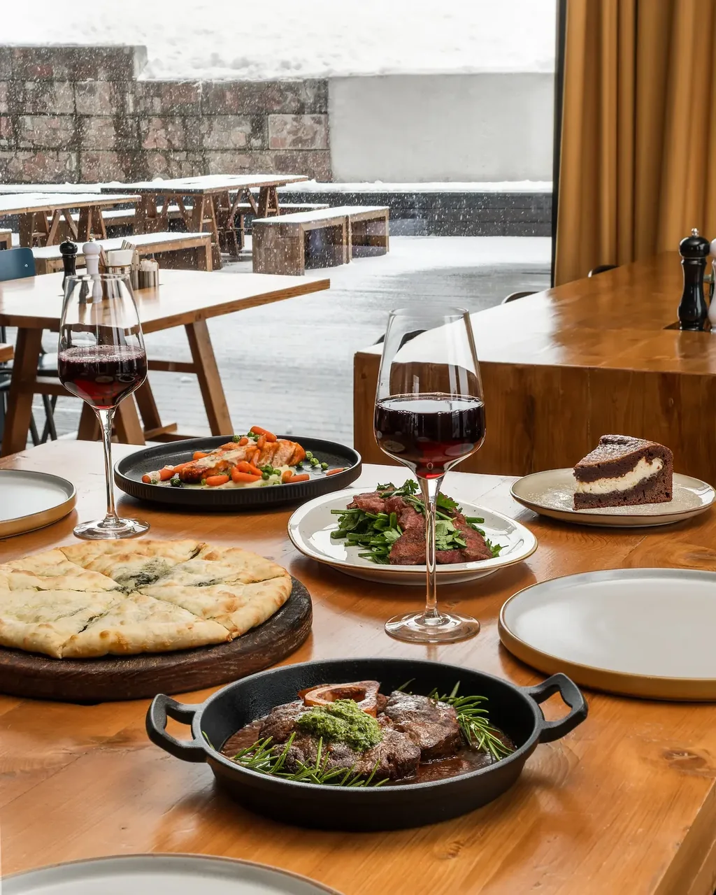 Gudauri Lodge — Dining at the hotel