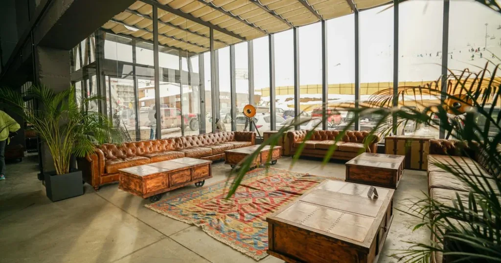 Gudauri Loft Hotel — Lounge
