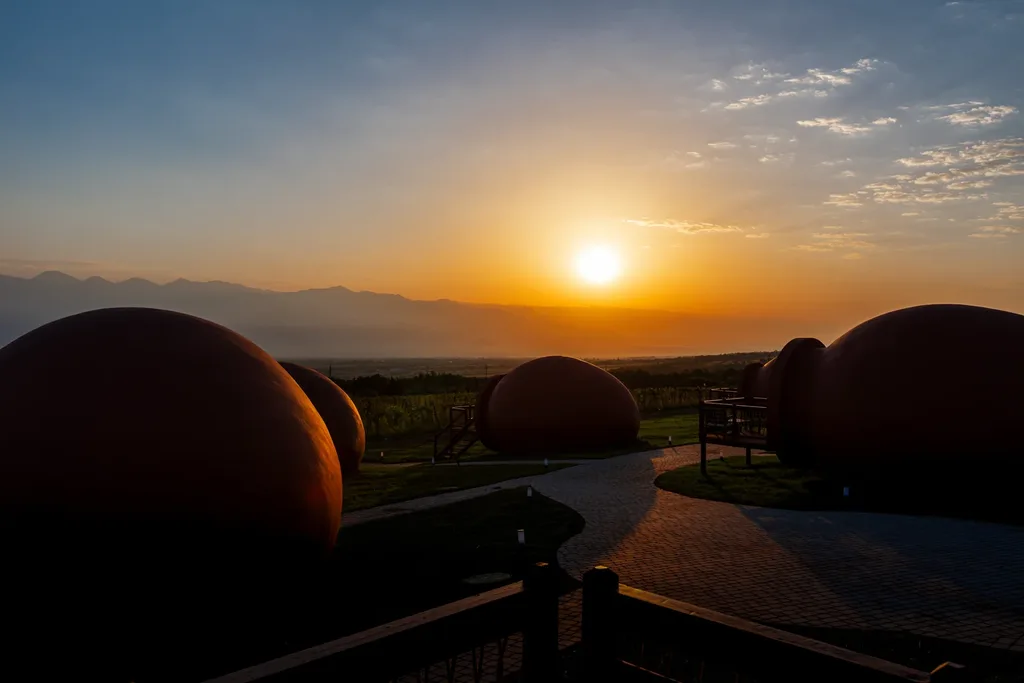 Hotel Qvevrebi — Sunset at the property