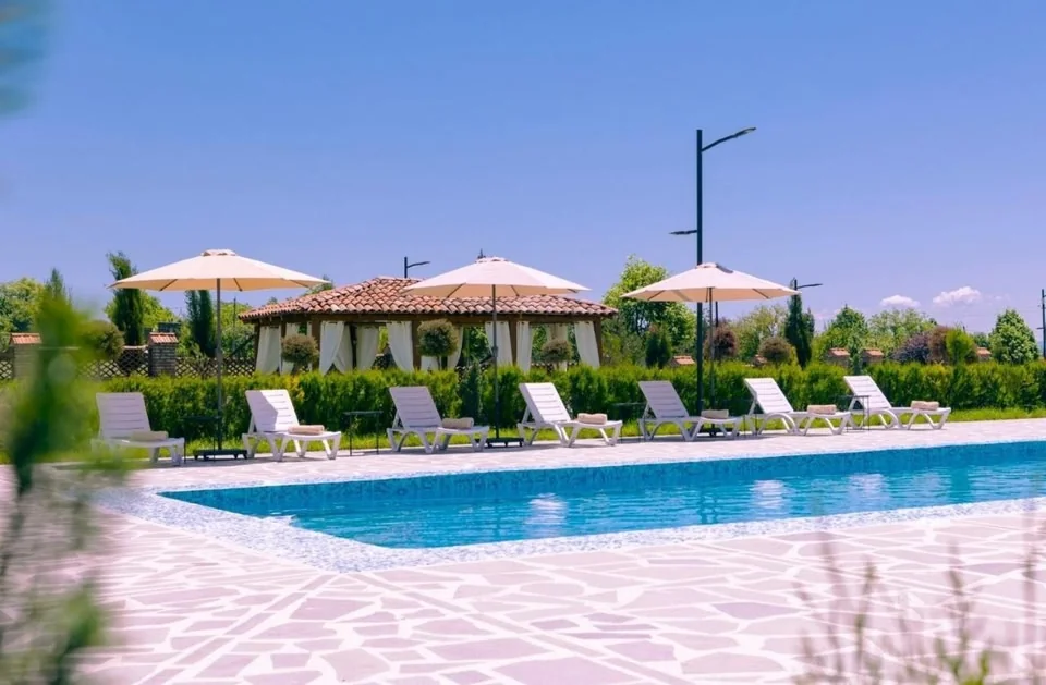 In Gremi Hotel — Swimming pool