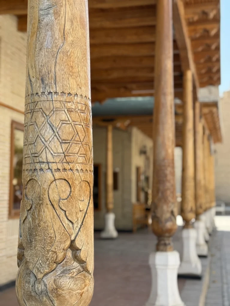 Carved wooden columns of Bolo Hauz Mosque, Bukhara.