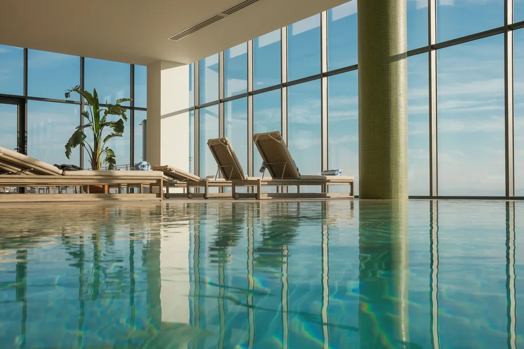 Kvareli Lake Resort — Swimming pool