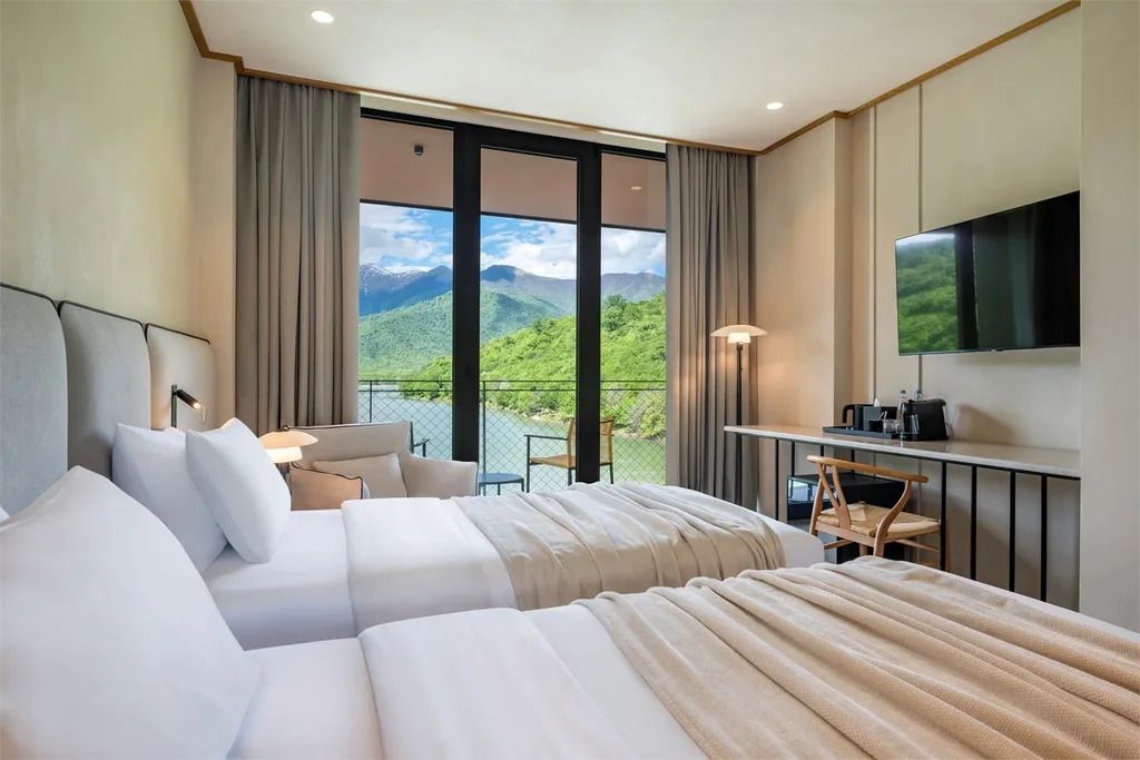 Kvareli Lake Resort — Guest room