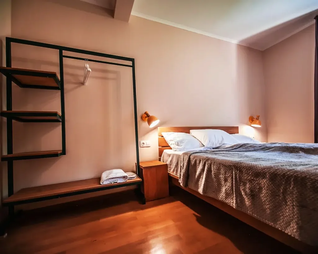 Latour Mestia — Guest room