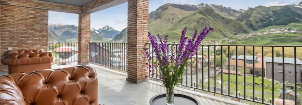 Memoir Kazbegi — Terrace