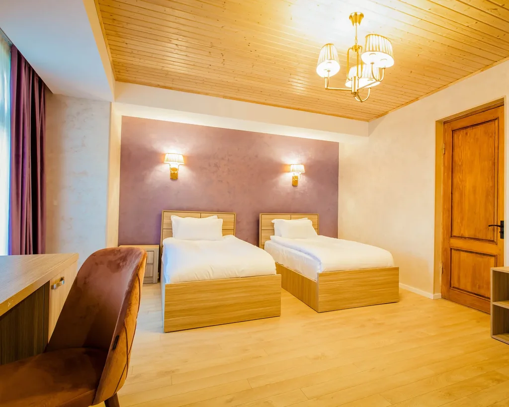 Mestia Inn — Twin room