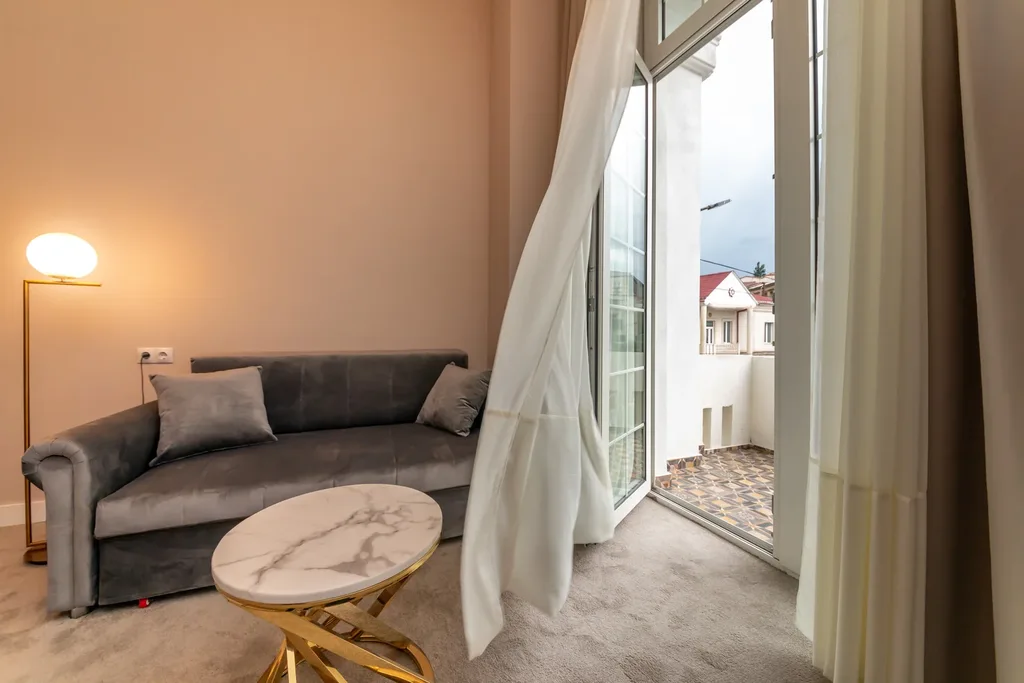 Newport Hotel Kutaisi — Living area