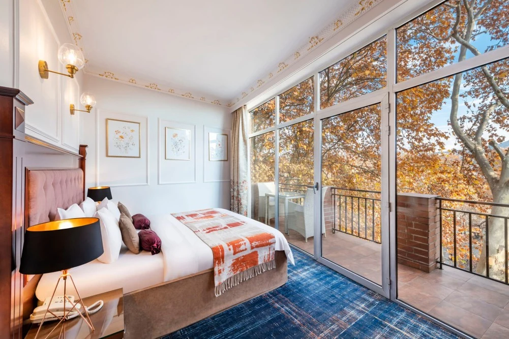 River Side Hotel Tbilisi — guest room
