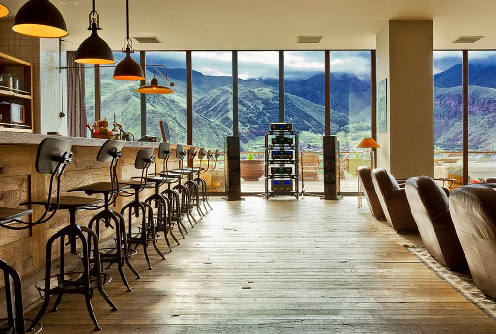 ROOMS Kazbegi — Restaurant