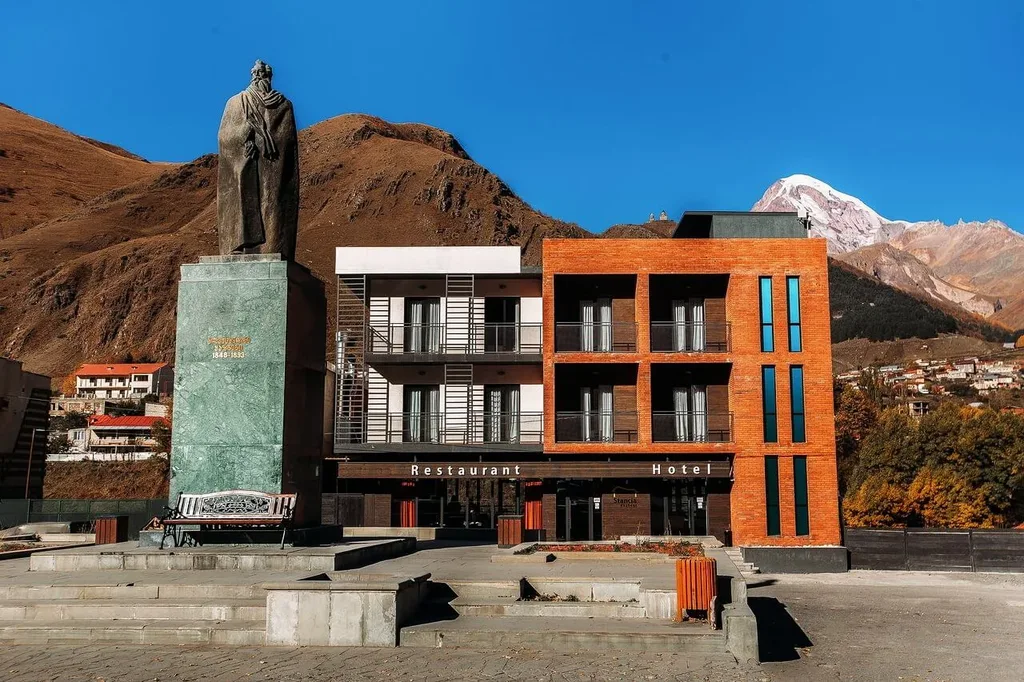 Stancia Kazbegi — Hotel exterior