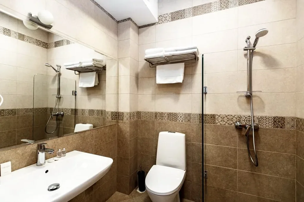 Stancia Kazbegi — Bathroom