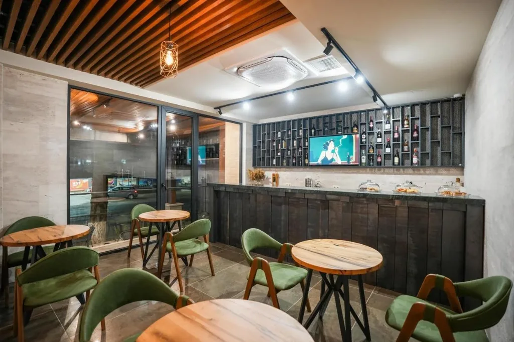 Steel Tower Borjomi — Bar